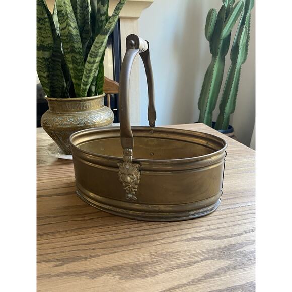 Antique Brass Oval Planter With Lion Head Porcelain Delft Handle Blue And White - Picture 1 of 9